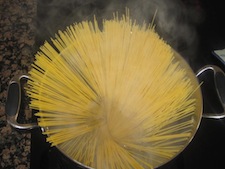 how to cook pasta Pasta in boiling water